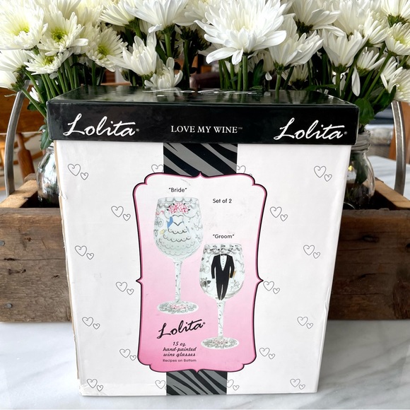 Lolita•NIB•Bride and Groom Wine Glass Set•Toasting Set•Hand Painted~Artisan Made - Picture 5 of 16